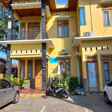 Riki Guesthouse Syari'Ah Jepara Exterior foto